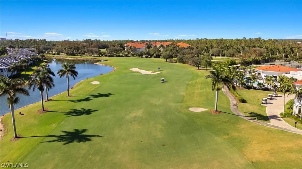 4832 Cerromar Drive Naples FL 34112