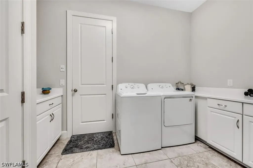 9622 Campanile Circle Naples FL 34114