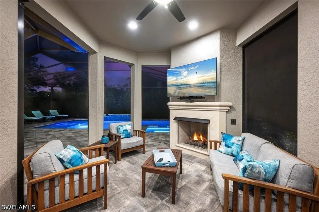 9622 Campanile Circle Naples FL 34114