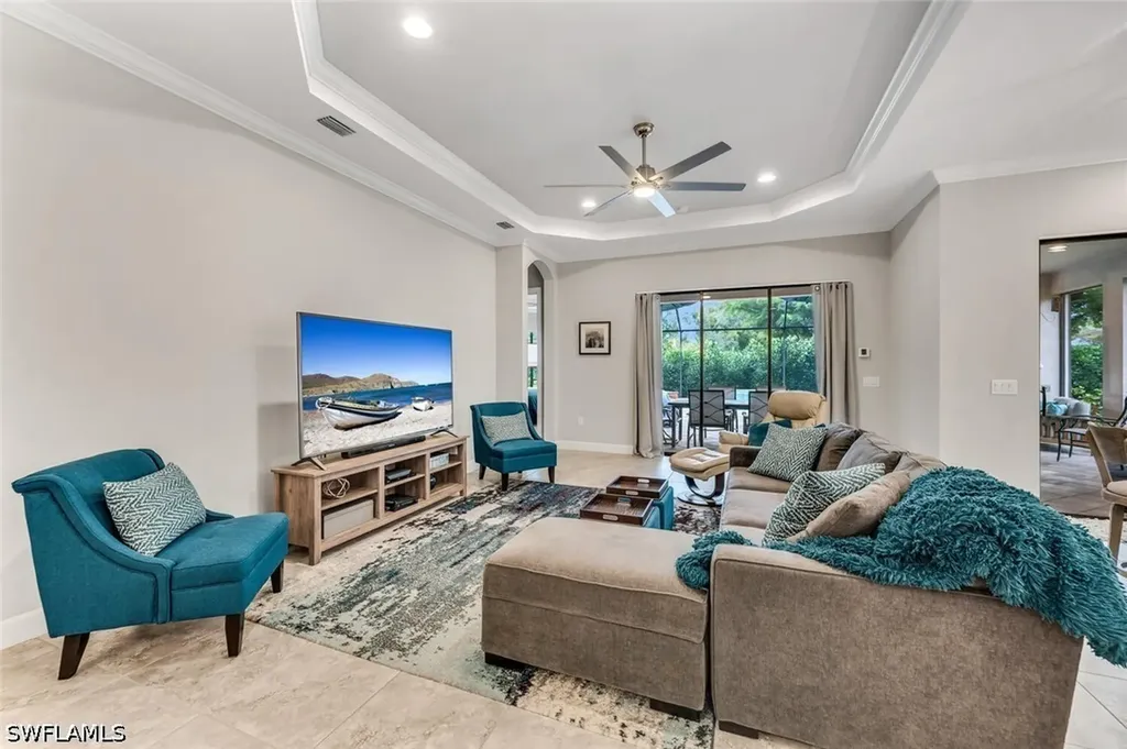 9622 Campanile Circle Naples FL 34114