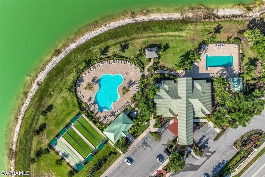 3582 Crosswater Drive North Fort Myers FL 33917