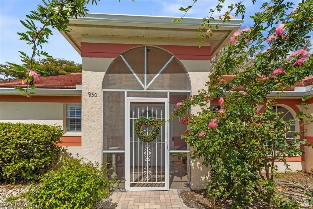 930 Moon Lake Drive Naples FL 34104