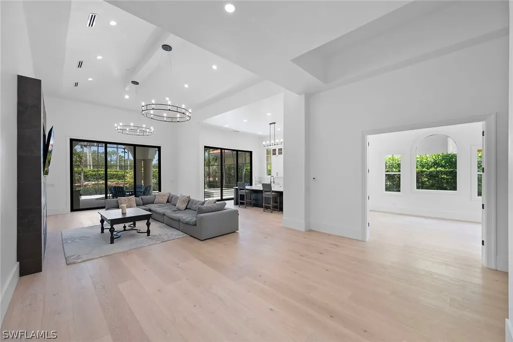 2749 Medallist Lane Naples FL 34109