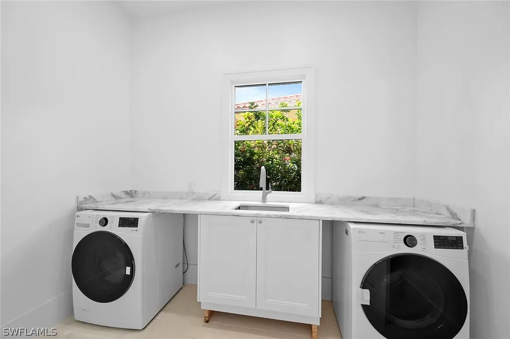 2749 Medallist Lane Naples FL 34109