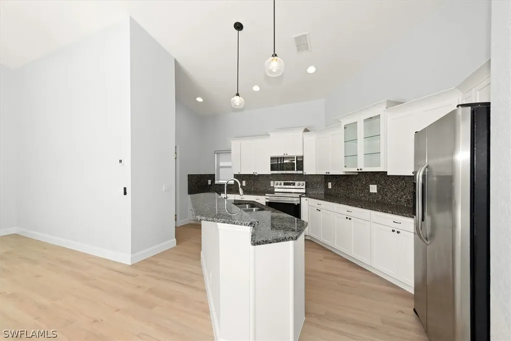 1435 Vintage Lane Naples FL 34104
