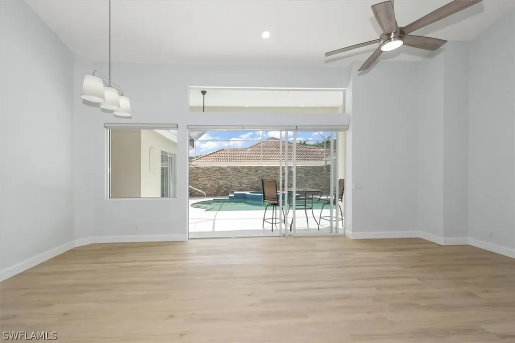 1435 Vintage Lane Naples FL 34104