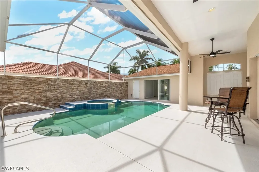 1435 Vintage Lane Naples FL 34104