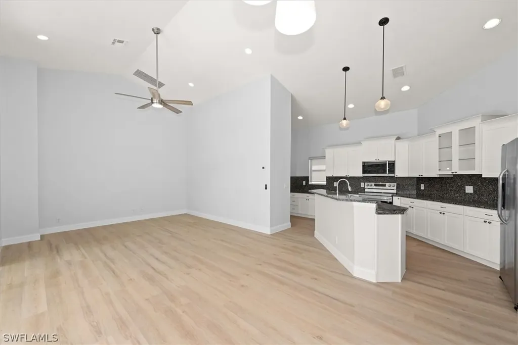1435 Vintage Lane Naples FL 34104
