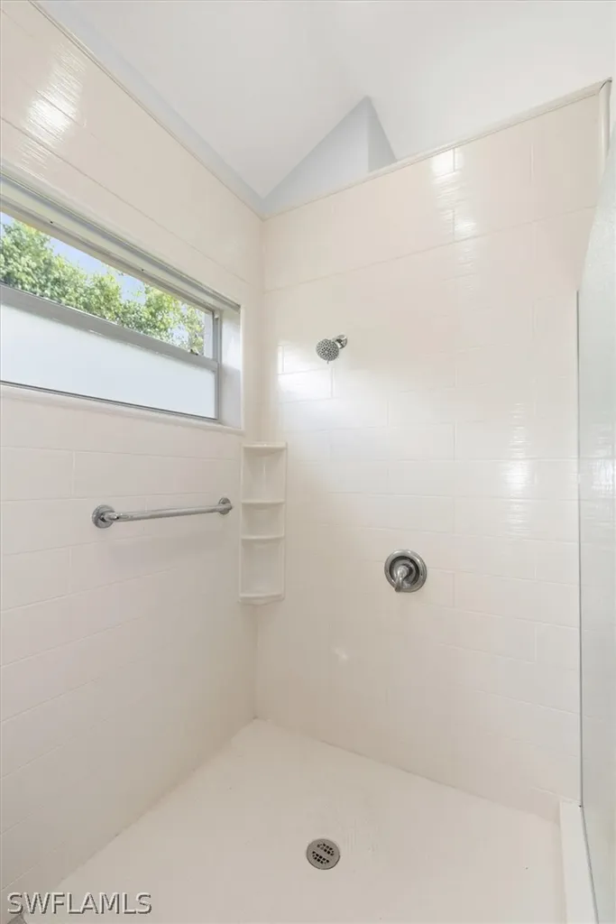 1435 Vintage Lane Naples FL 34104