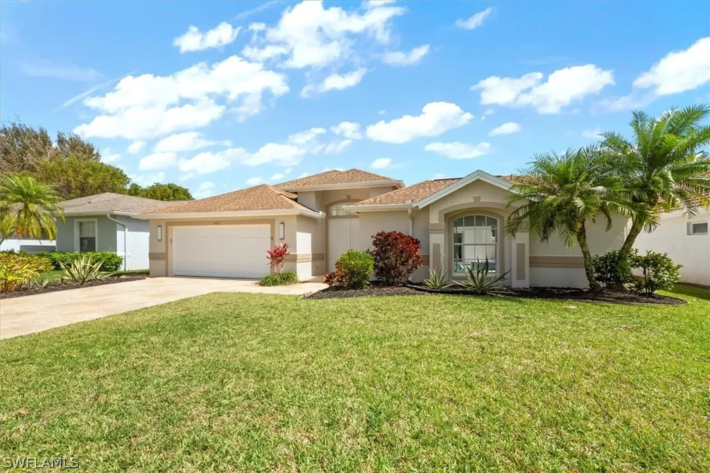 1435 Vintage Lane Naples FL 34104
