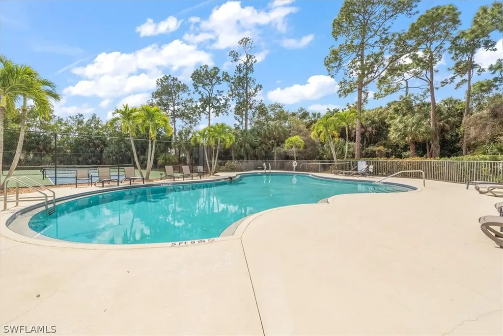 1435 Vintage Lane Naples FL 34104