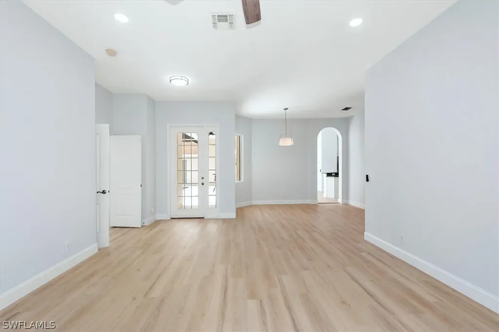 1435 Vintage Lane Naples FL 34104