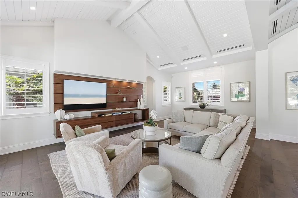 1438 Murex Drive Naples FL 34102