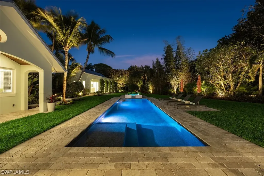 1438 Murex Drive Naples FL 34102
