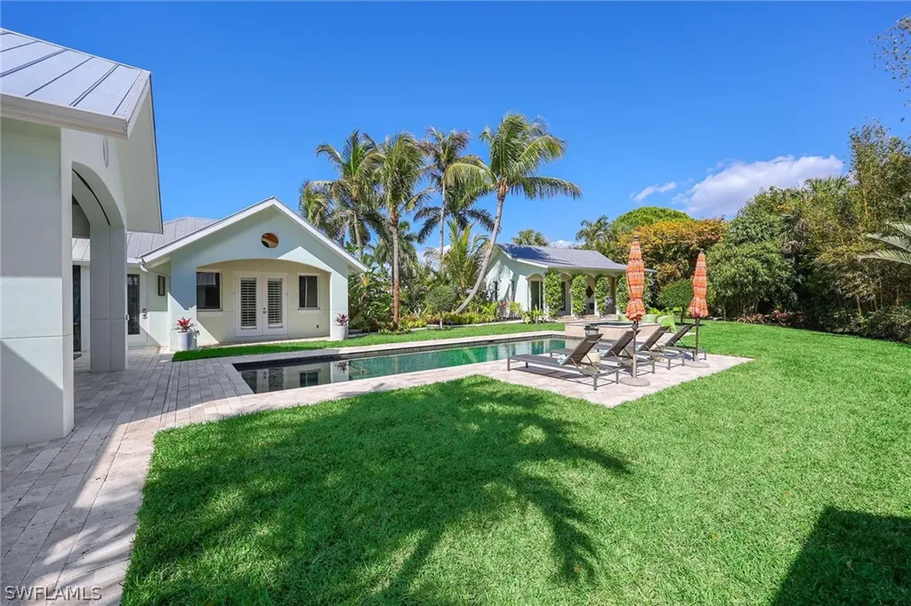 1438 Murex Drive Naples FL 34102