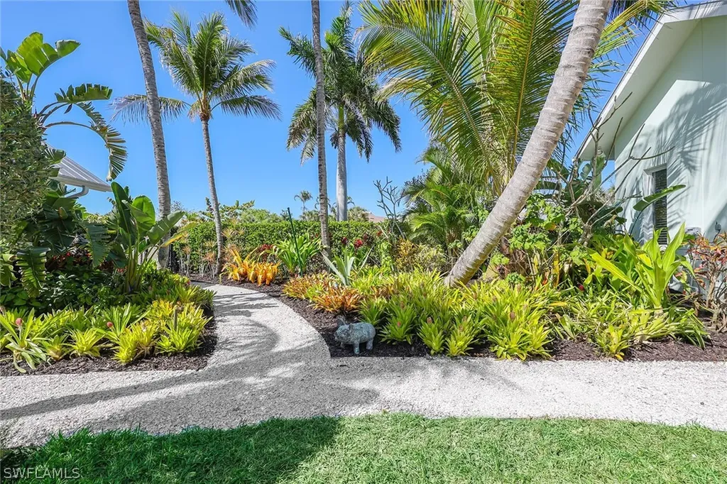 1438 Murex Drive Naples FL 34102