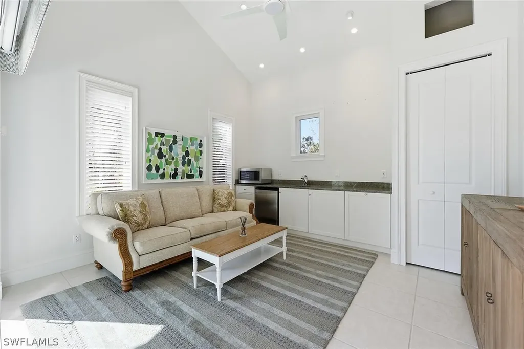 1438 Murex Drive Naples FL 34102