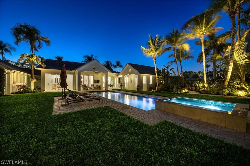 1438 Murex Drive Naples FL 34102