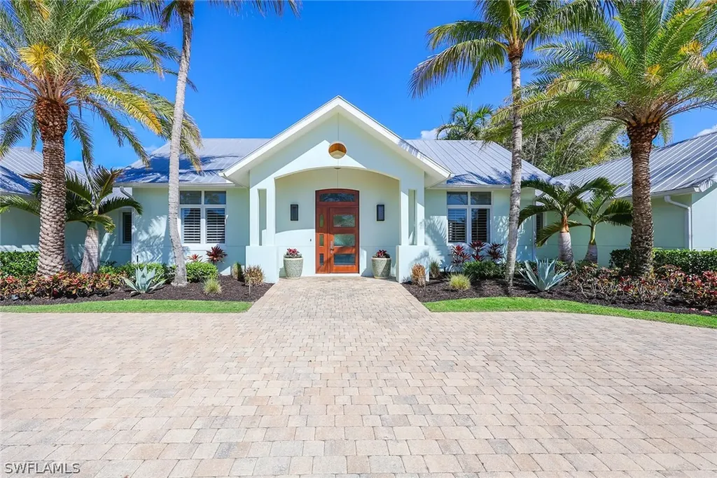 1438 Murex Drive Naples FL 34102