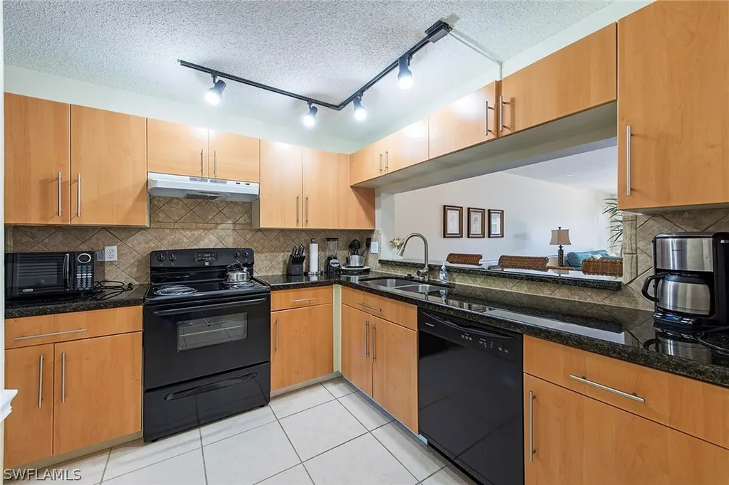 1290 Yesica Ann Circle Naples FL 34110