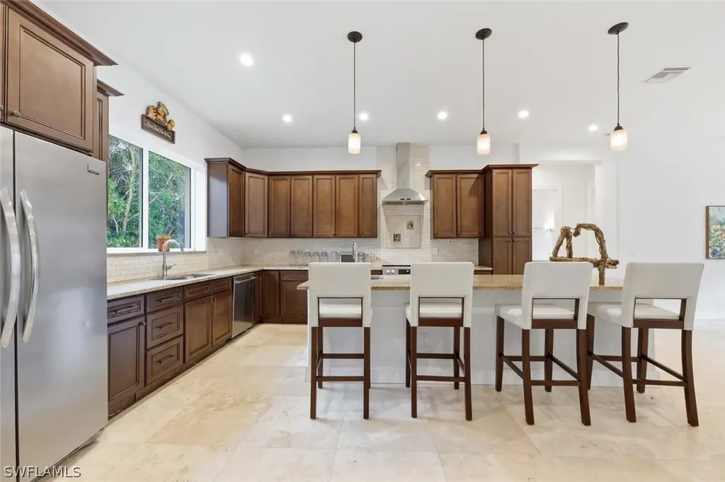 181 35th Avenue NE Naples FL 34120