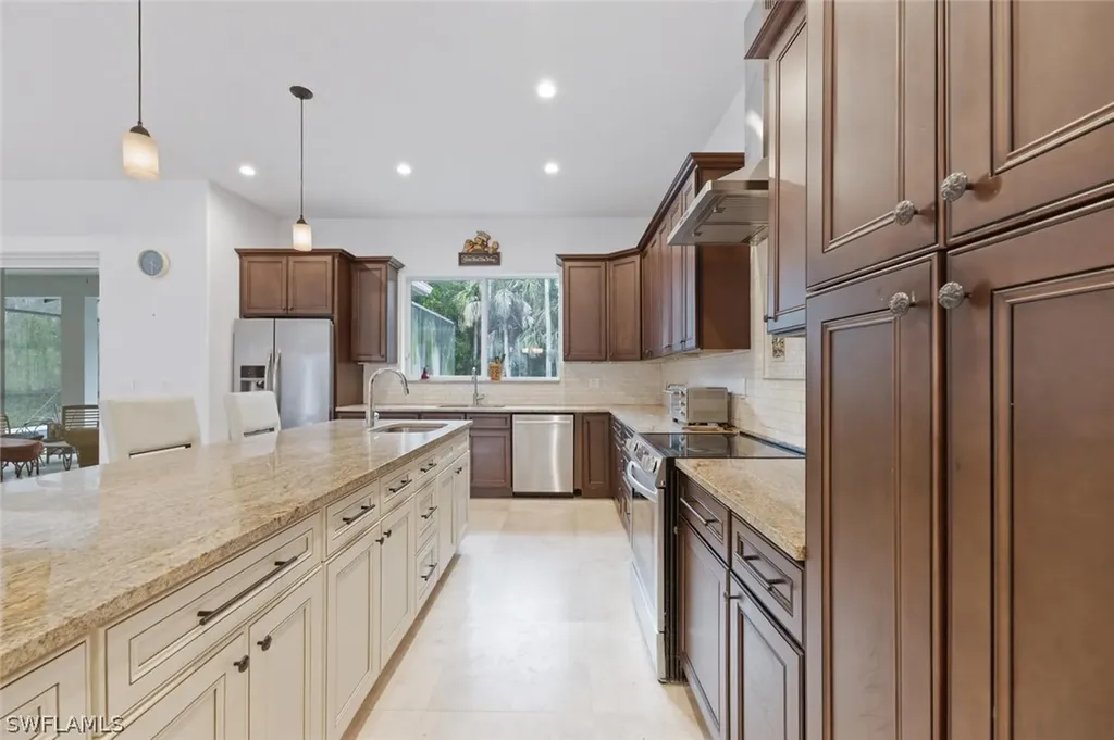 181 35th Avenue NE Naples FL 34120