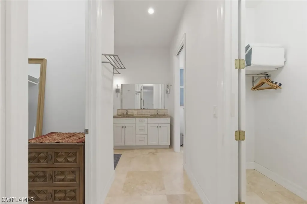 181 35th Avenue NE Naples FL 34120