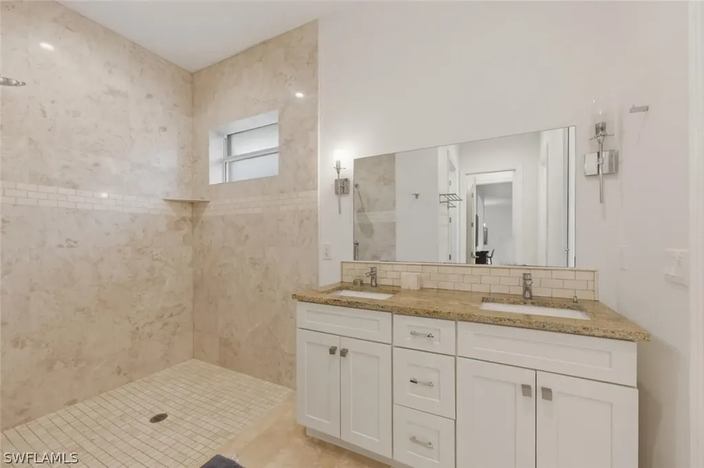 181 35th Avenue NE Naples FL 34120
