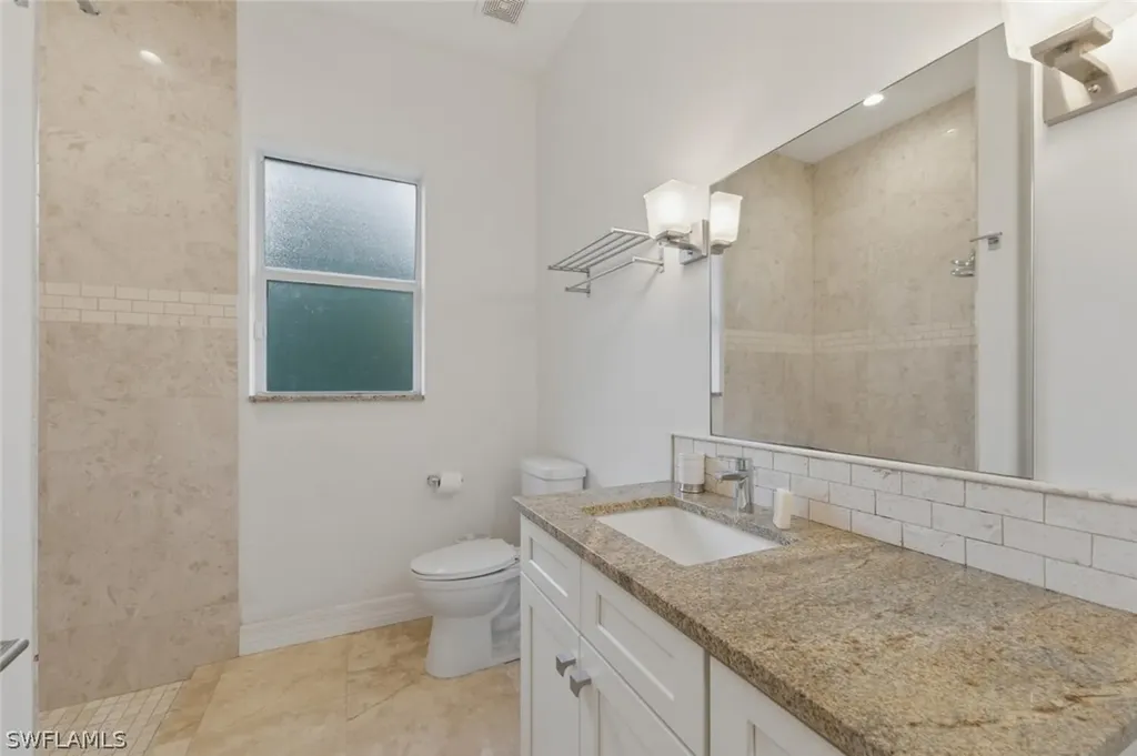 181 35th Avenue NE Naples FL 34120
