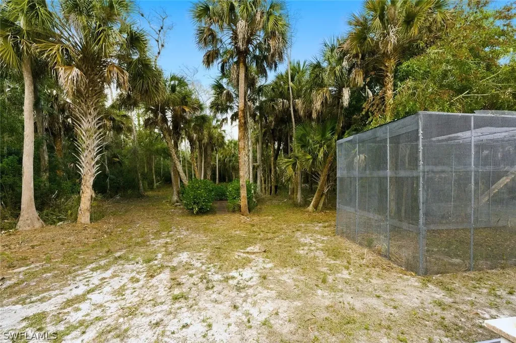 181 35th Avenue NE Naples FL 34120