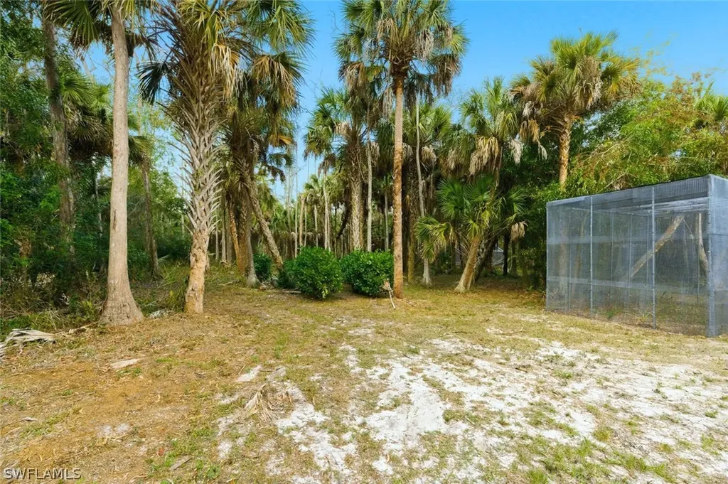 181 35th Avenue NE Naples FL 34120