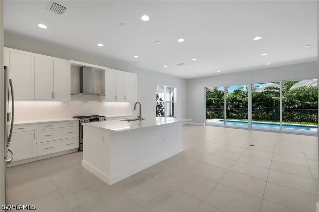 2741 Durham Circle Valencia Sky FL 34112