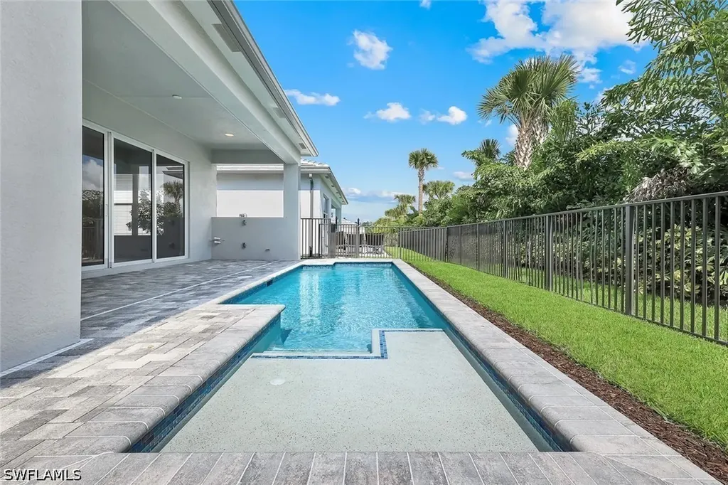 2741 Durham Circle Valencia Sky FL 34112