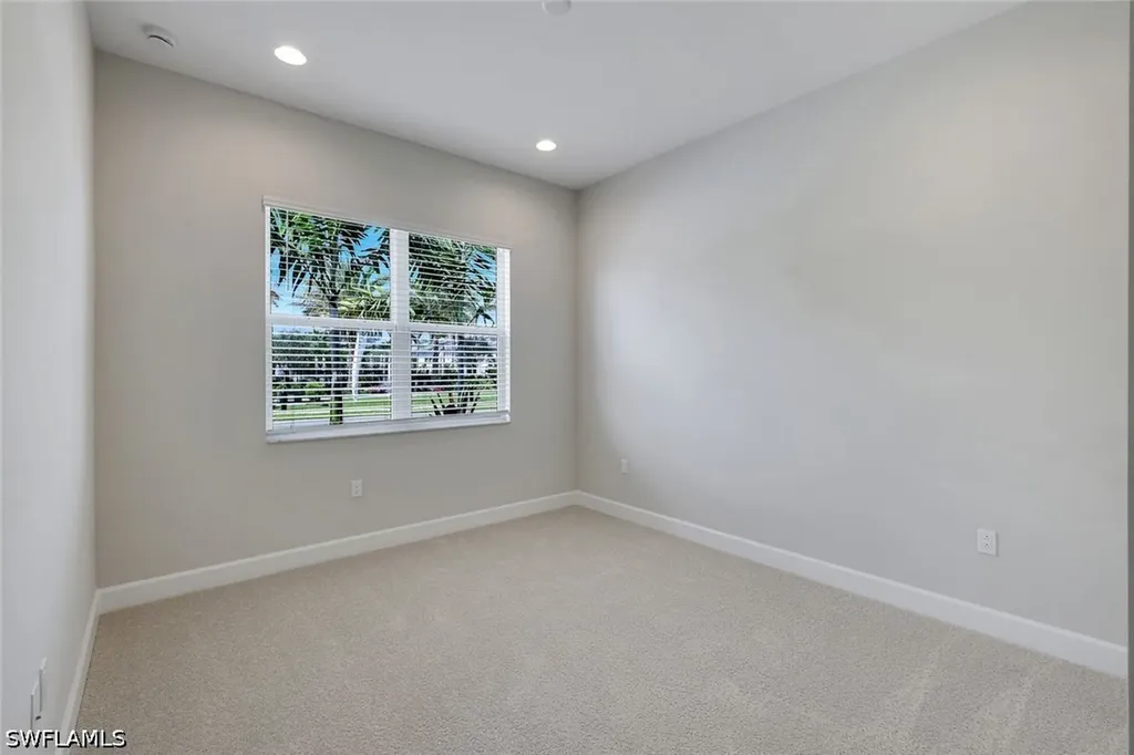 2741 Durham Circle Valencia Sky FL 34112
