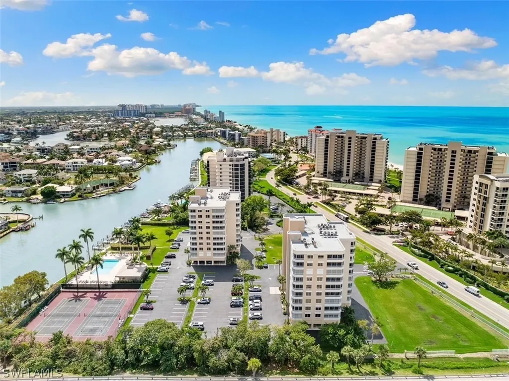 11118 Gulf Shore Drive Naples FL 34108