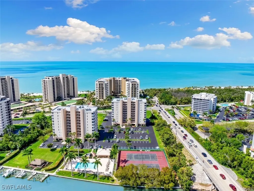 11118 Gulf Shore Drive Naples FL 34108