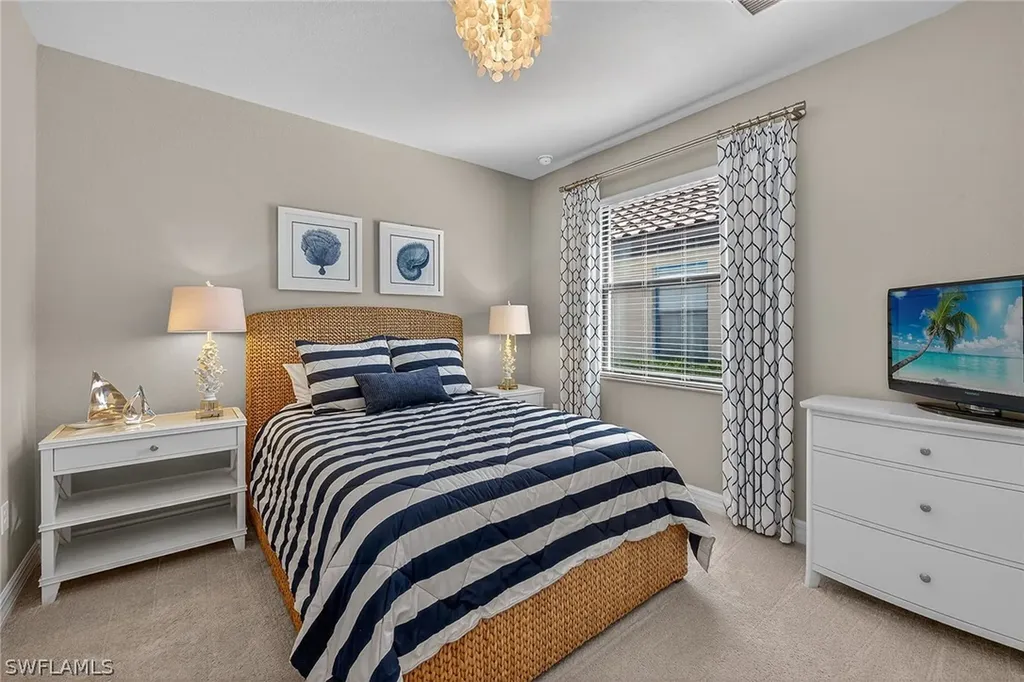 2898 Aviamar Circle Naples FL 34114