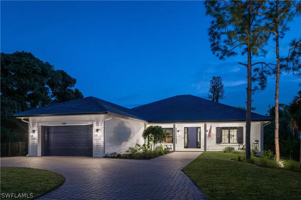 10810 Goodwin Street Bonita Springs FL 34135