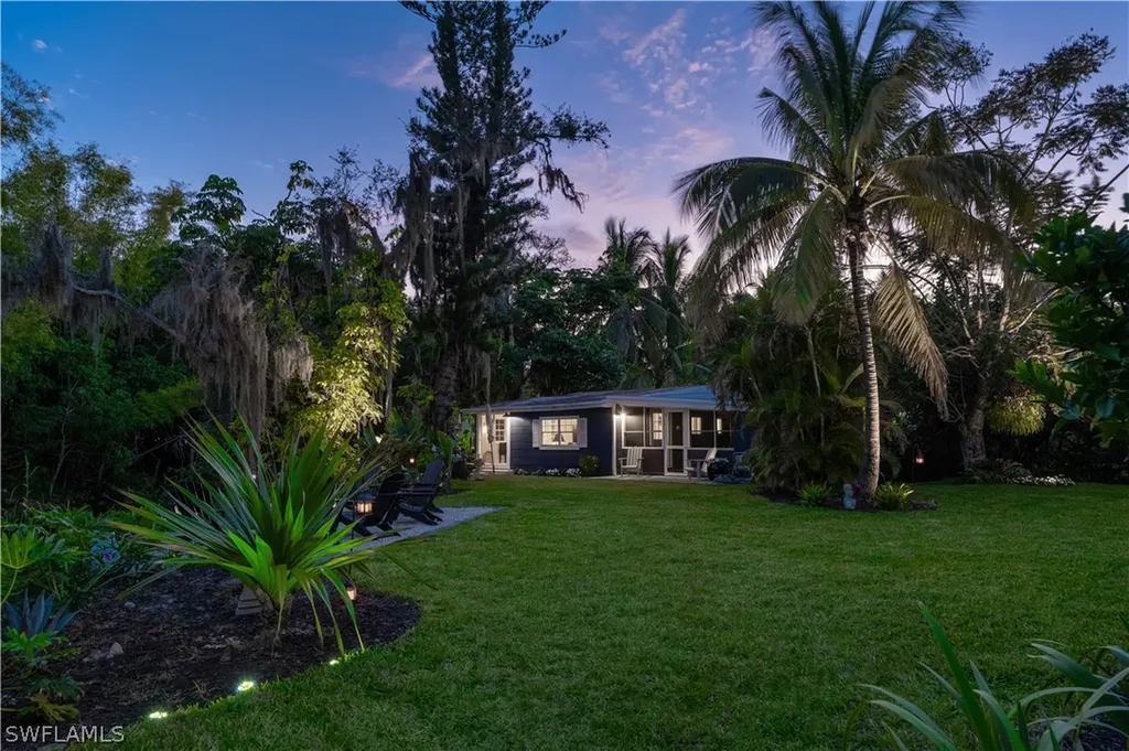 10810 Goodwin Street Bonita Springs FL 34135