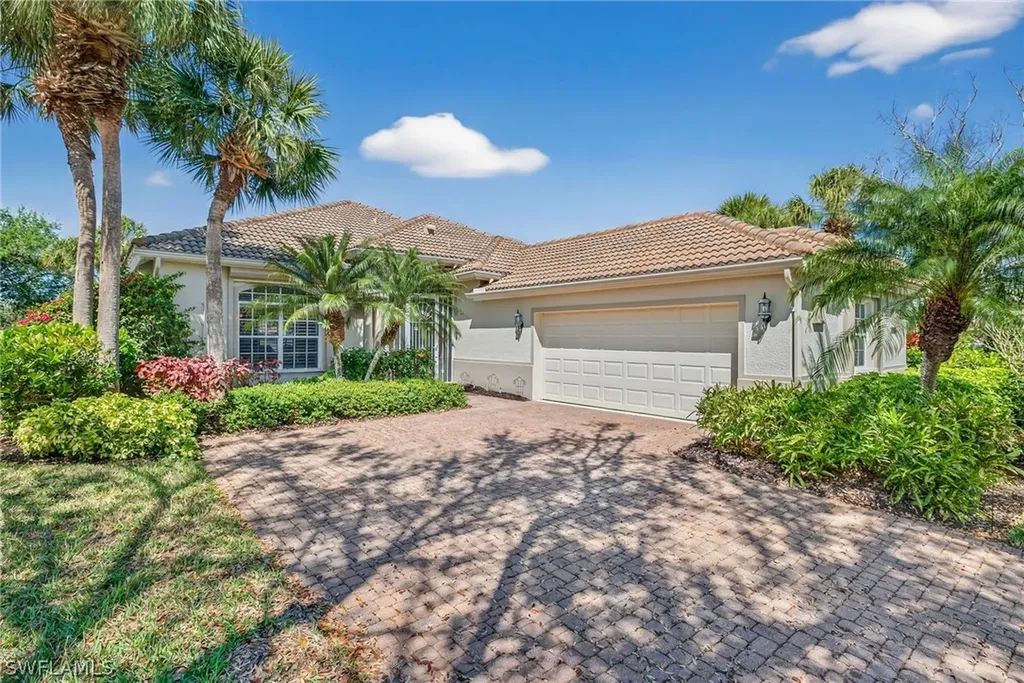 Estero FL, 21863 Masters Circle
