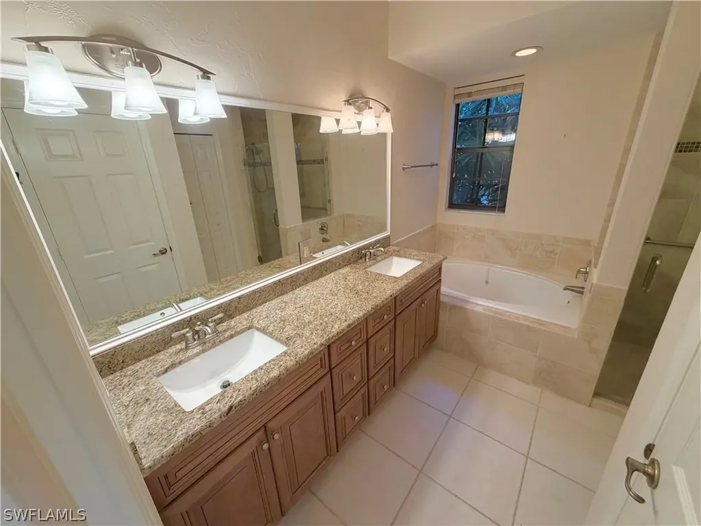 27021 Oakwood Lake Drive Bonita Springs FL 34134