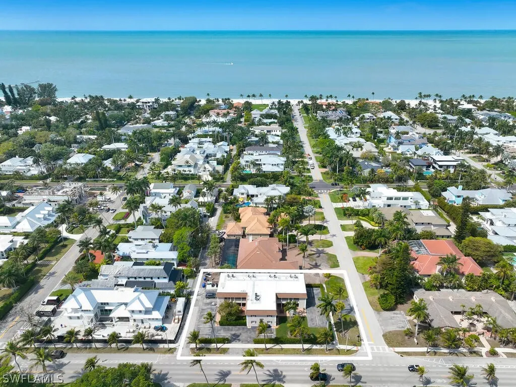 940 3rd Street S Naples FL 34102