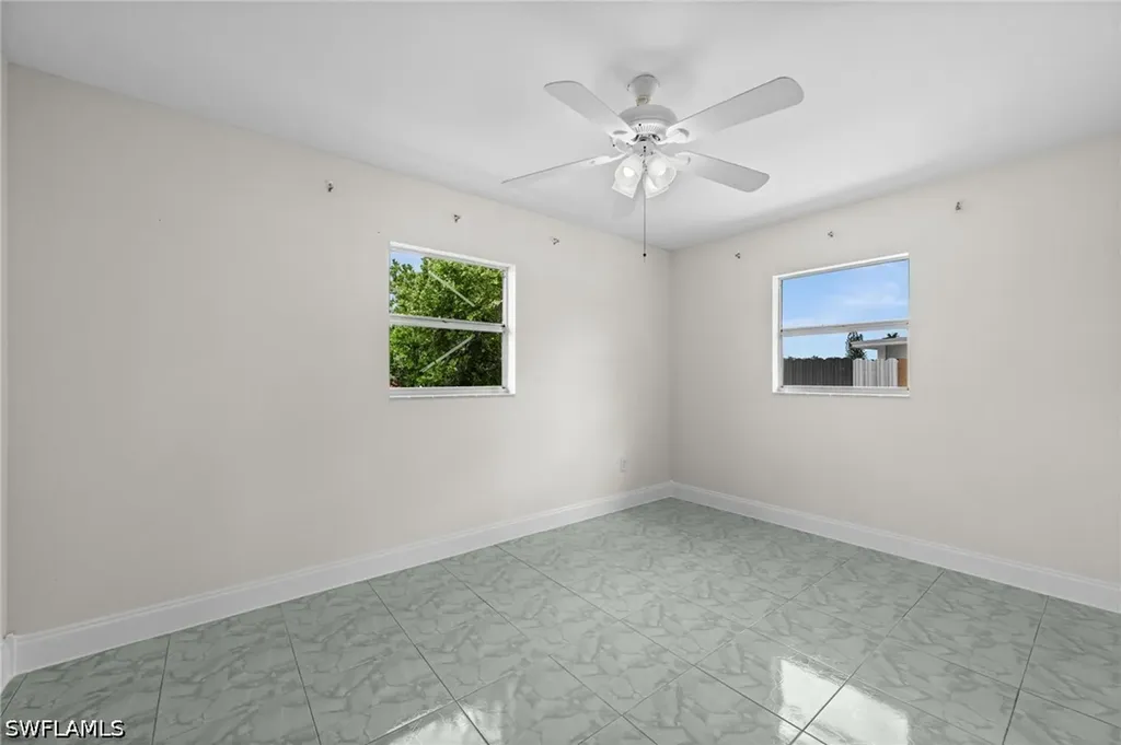 404 Leeland Heights Boulevard W Lehigh Acres FL 33936