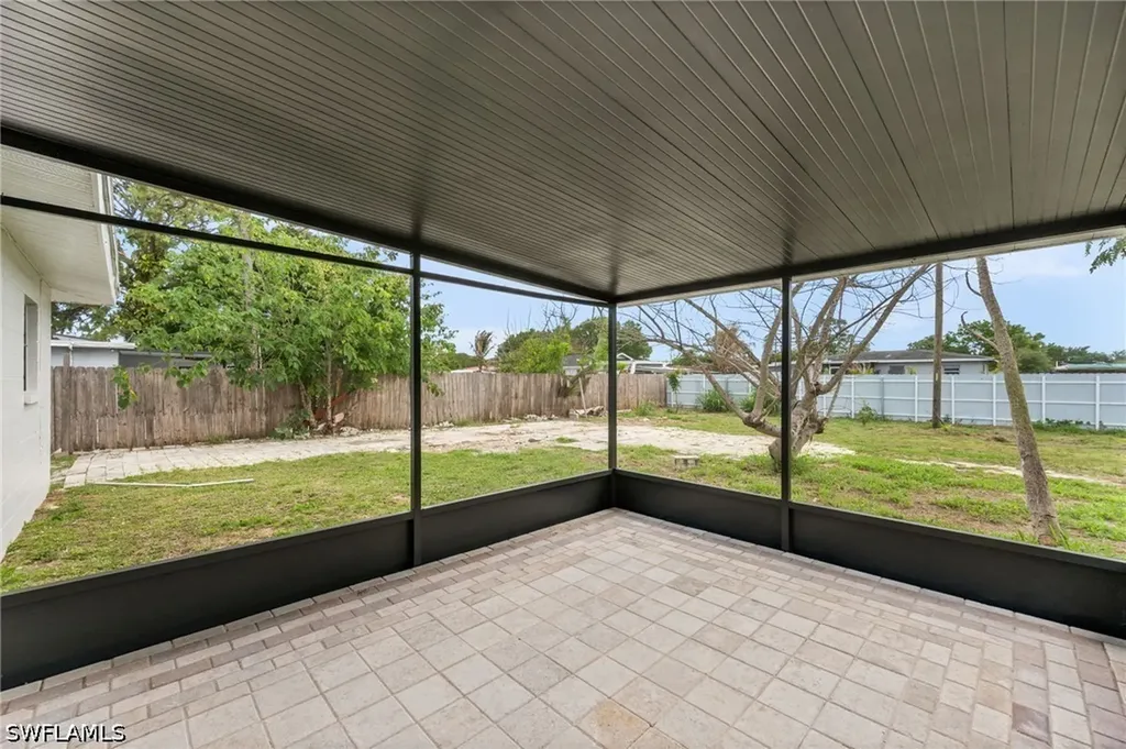 404 Leeland Heights Boulevard W Lehigh Acres FL 33936