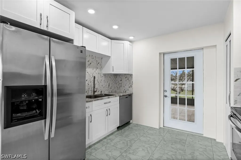 404 Leeland Heights Boulevard W Lehigh Acres FL 33936