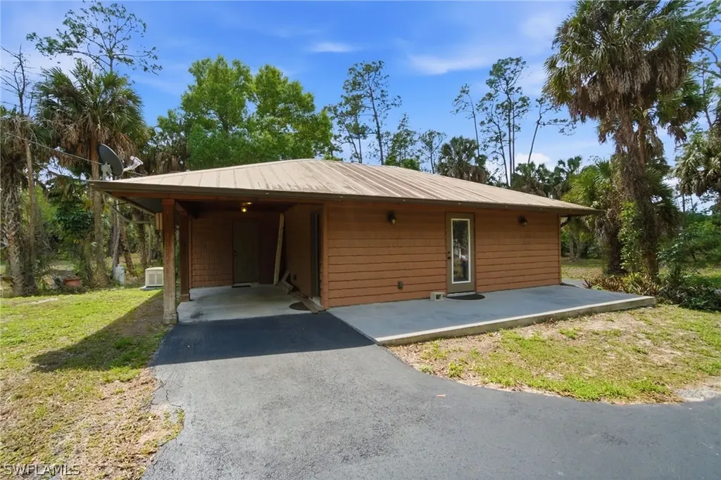 3670 27th Avenue SW Naples FL 34117