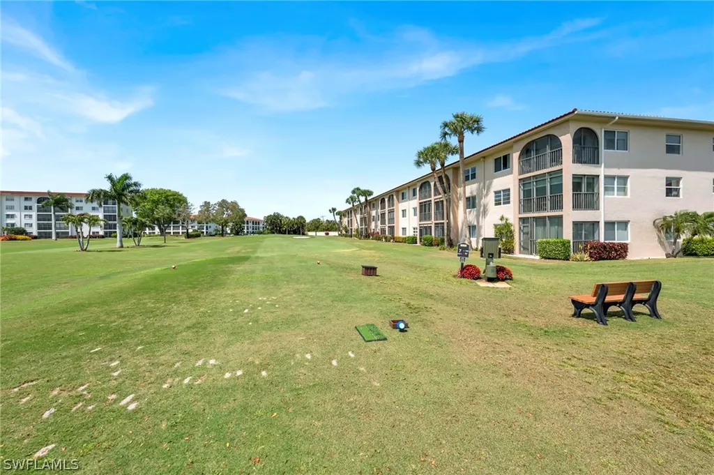 9 High Point Circle N Naples FL 34103