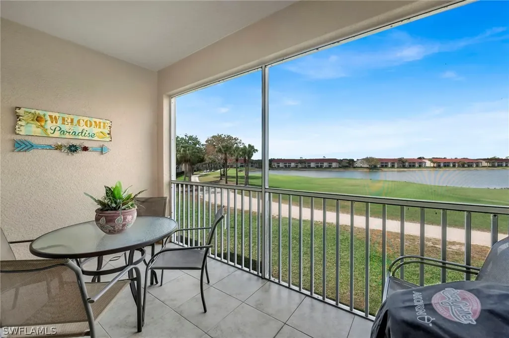 Naples FL, 2750 Cypress Trace Circle, Unit 2624