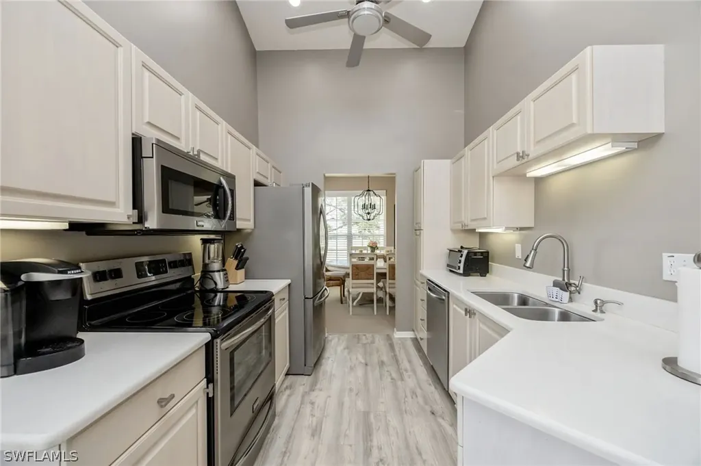 89 Silver Oaks Circle Naples FL 34119