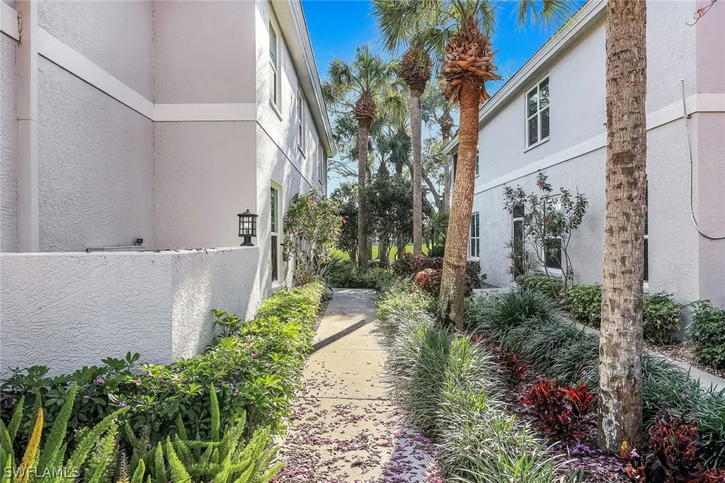 25276 Pelican Creek Circle Bonita Springs FL 34134